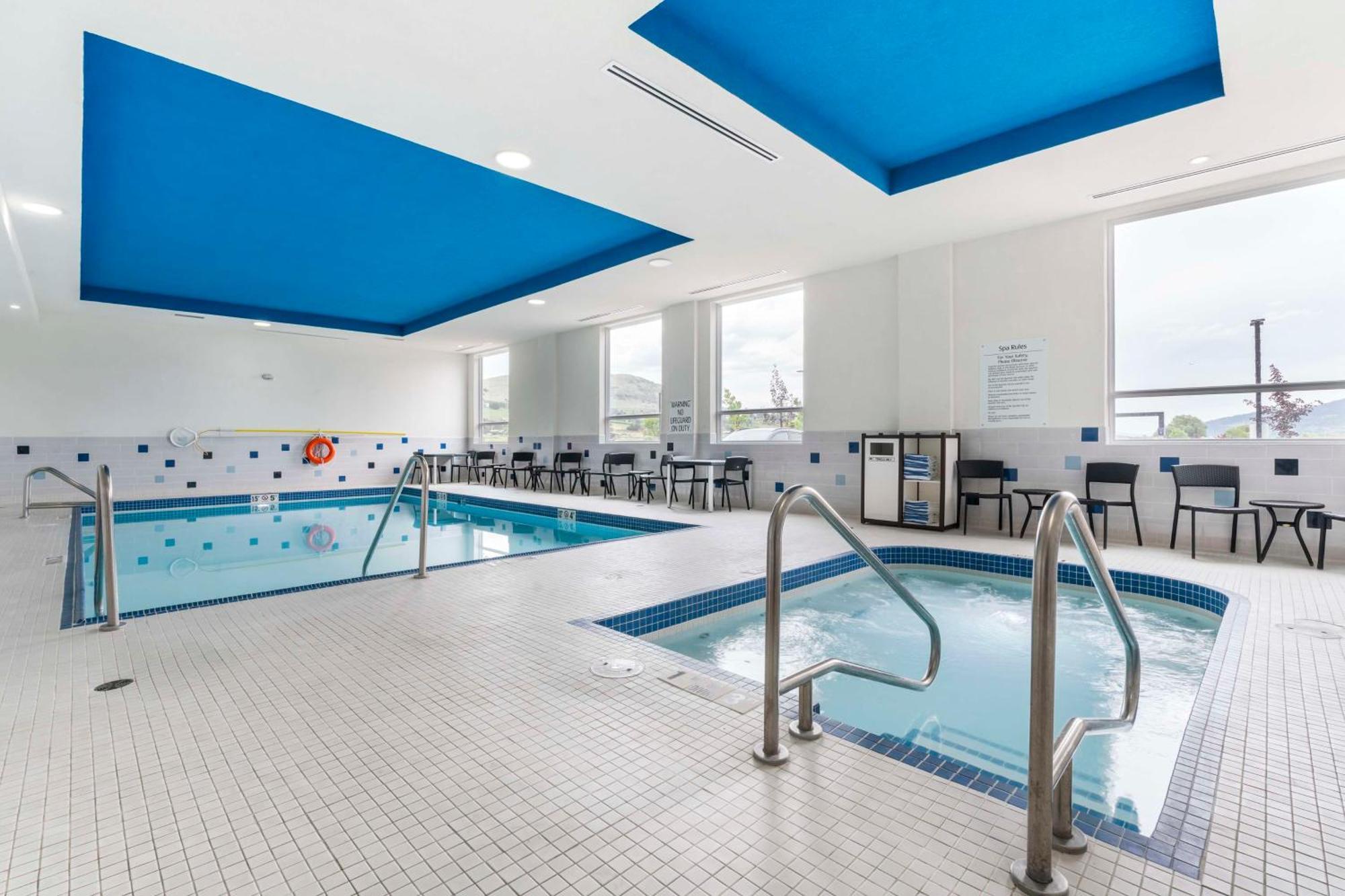 Best Western Premier Route 97 فيرنون المظهر الخارجي الصورة