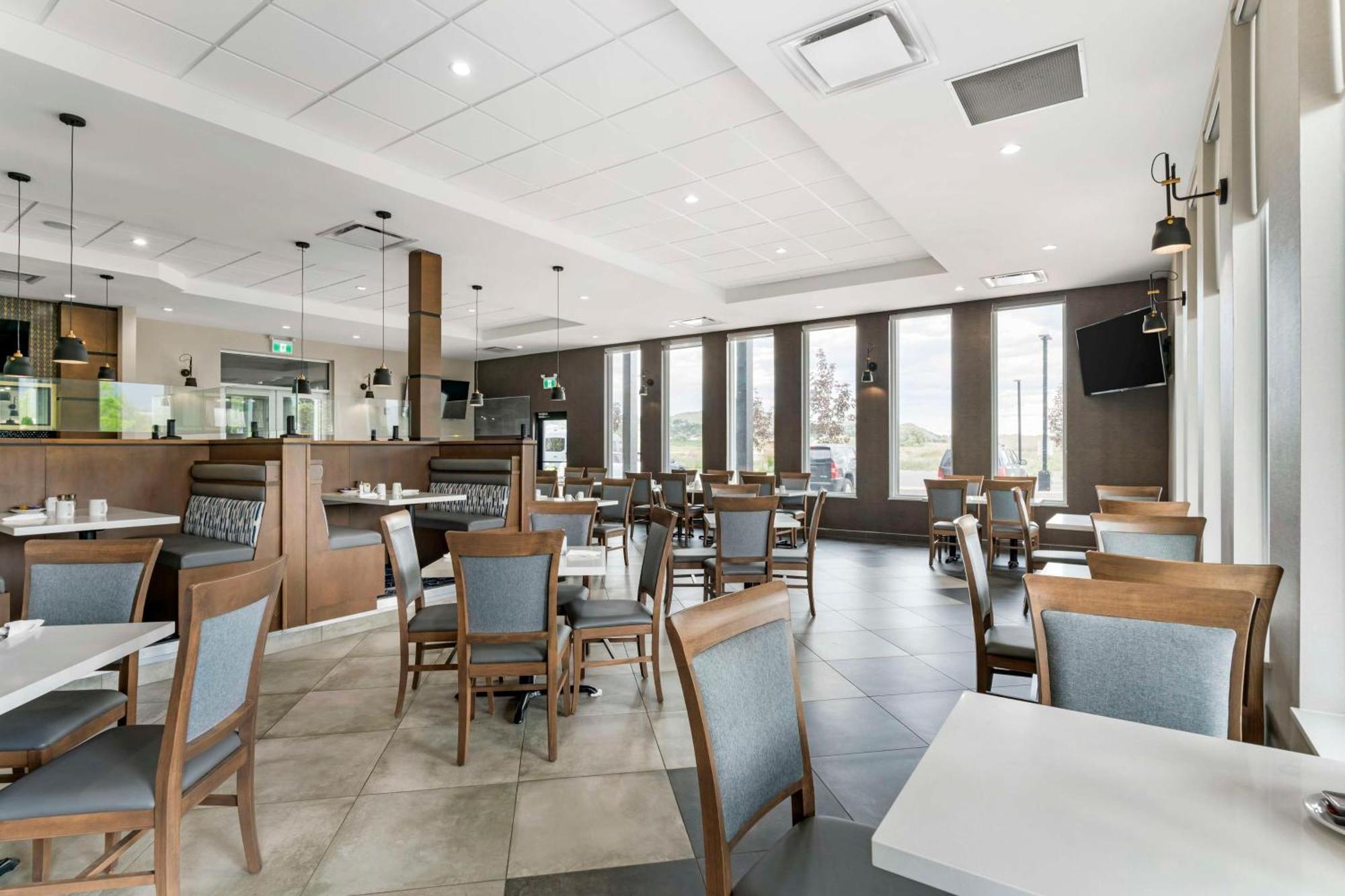 Best Western Premier Route 97 فيرنون المظهر الخارجي الصورة