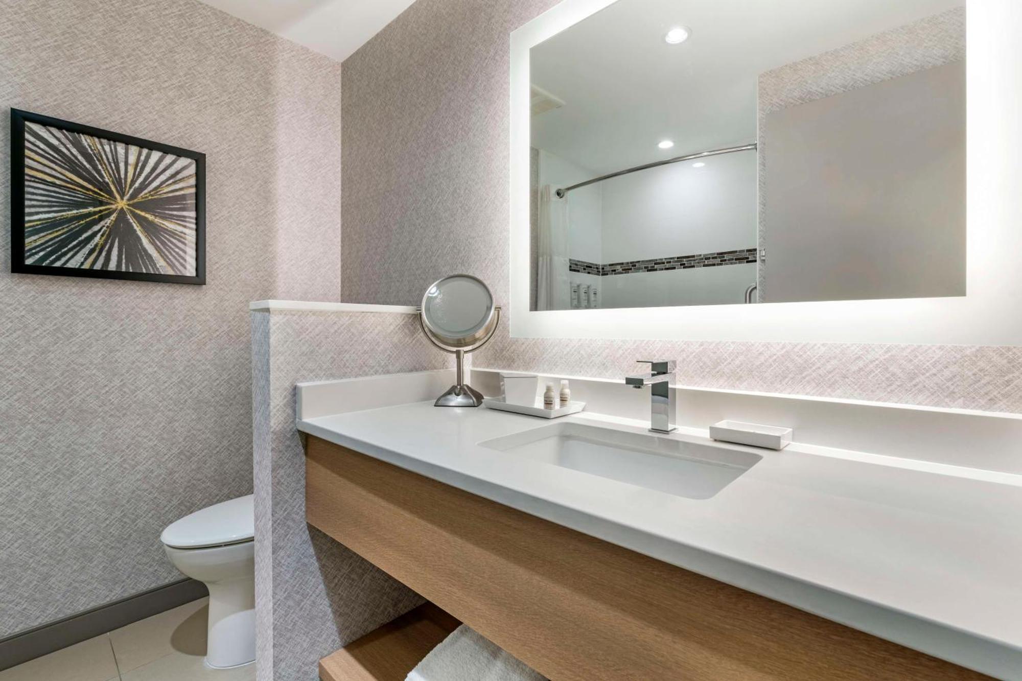 Best Western Premier Route 97 فيرنون المظهر الخارجي الصورة