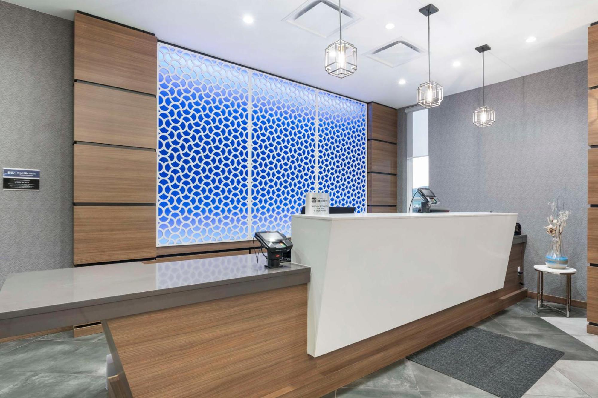 Best Western Premier Route 97 فيرنون المظهر الخارجي الصورة