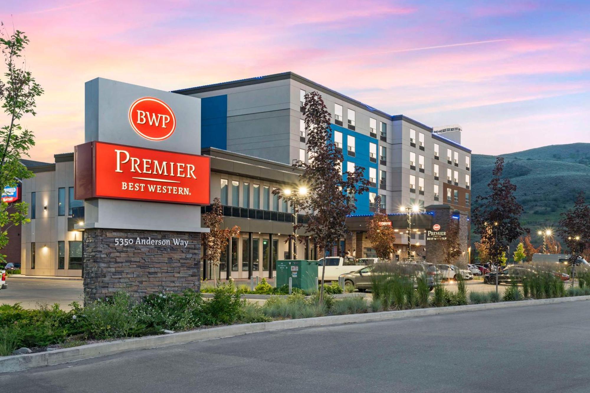 Best Western Premier Route 97 فيرنون المظهر الخارجي الصورة